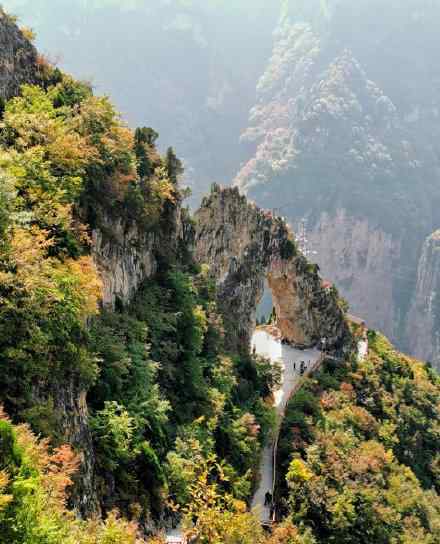 張家界與九寨溝 喬家大院被摘牌后，山西迎來第八個5A景區(qū)，可比張家界、九寨溝！